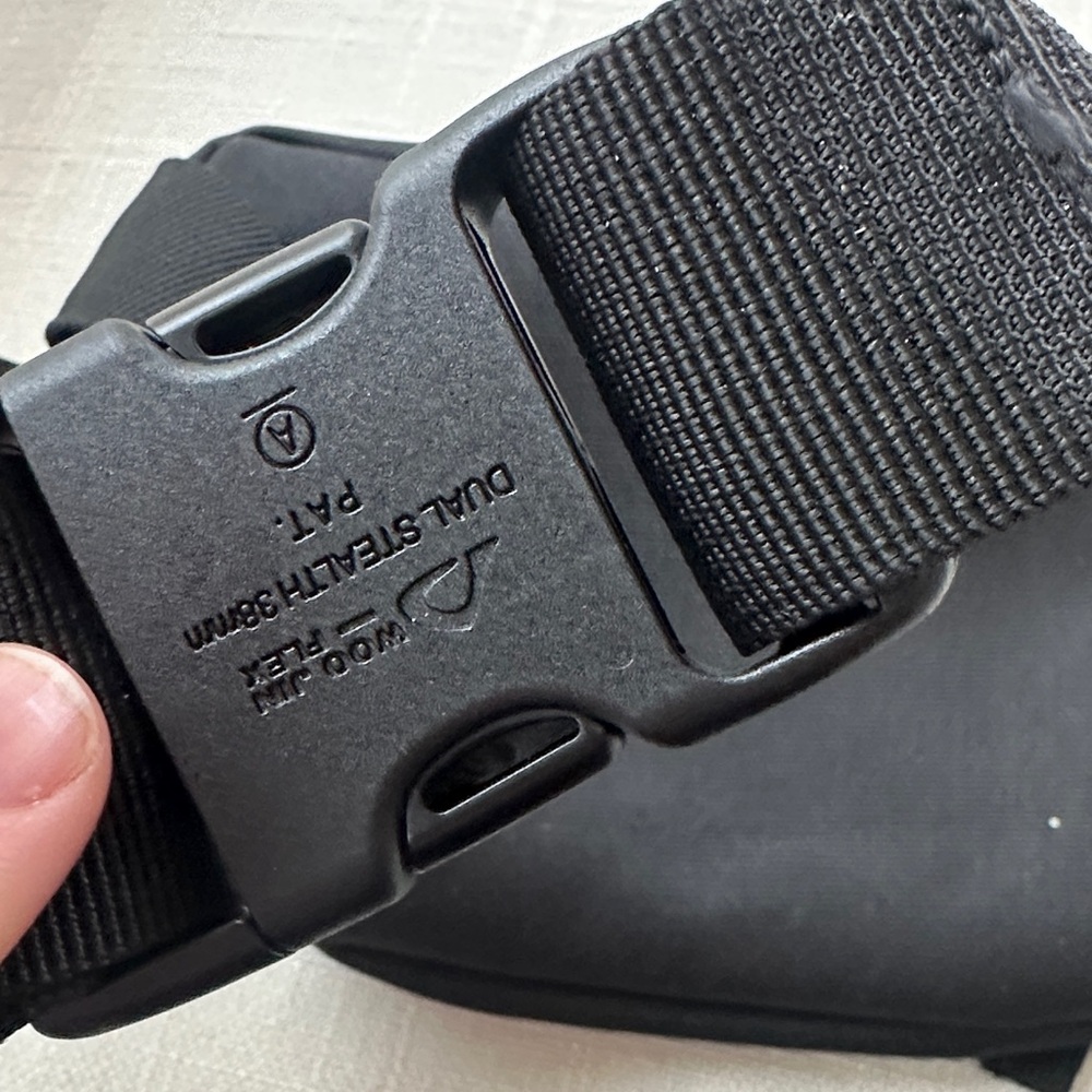 NEW Herschel Black Waist Pack / Fanny Pack | Adjustable Strap - Picture 6 of 10